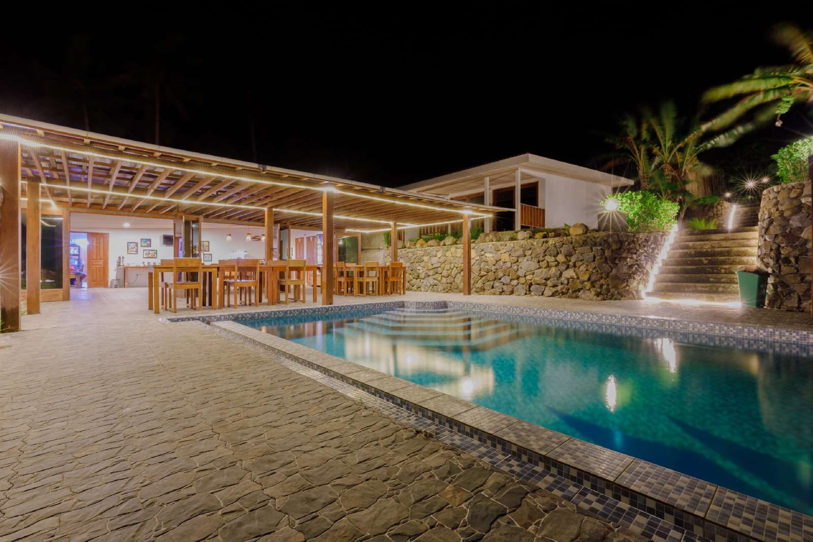 Thalassa Dive Resort - Lembeh restaurant-pool-night-thalassa-lembeh.jpg