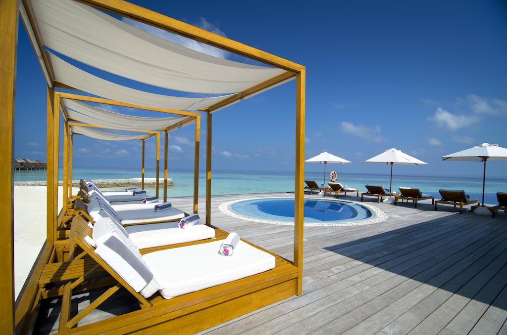 Lily Beach atb-lily-beach-resort-maldives-10.jpg