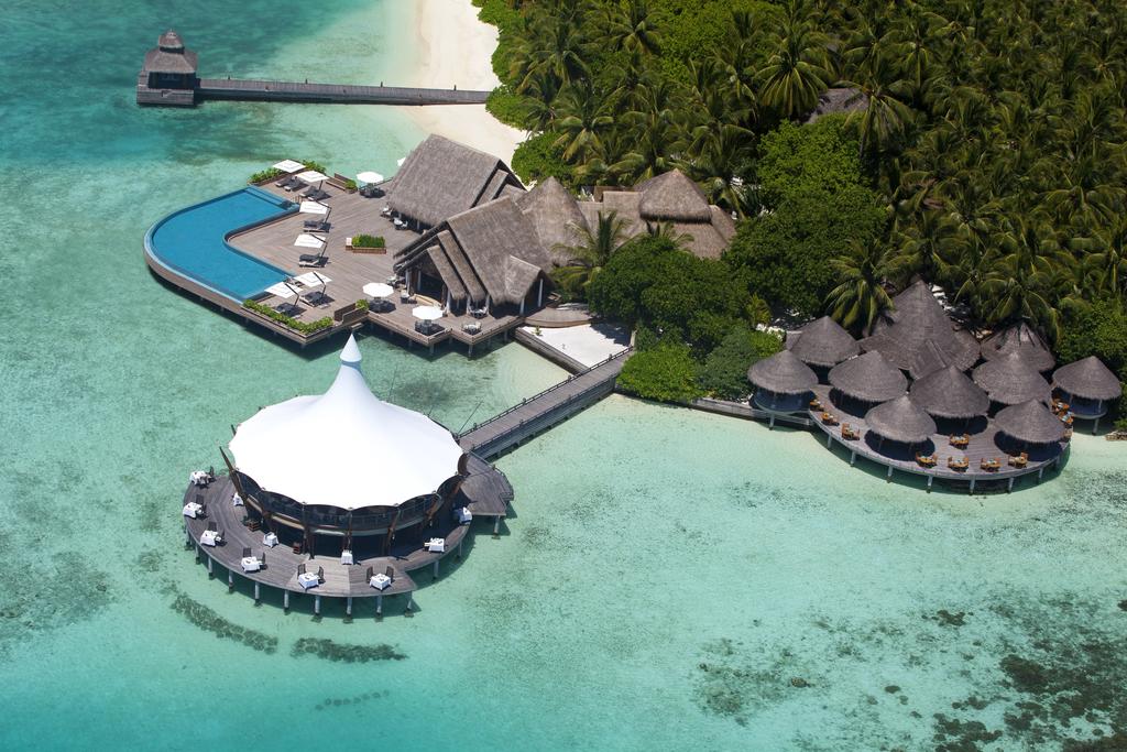 Baros Maldives 56892693.jpg